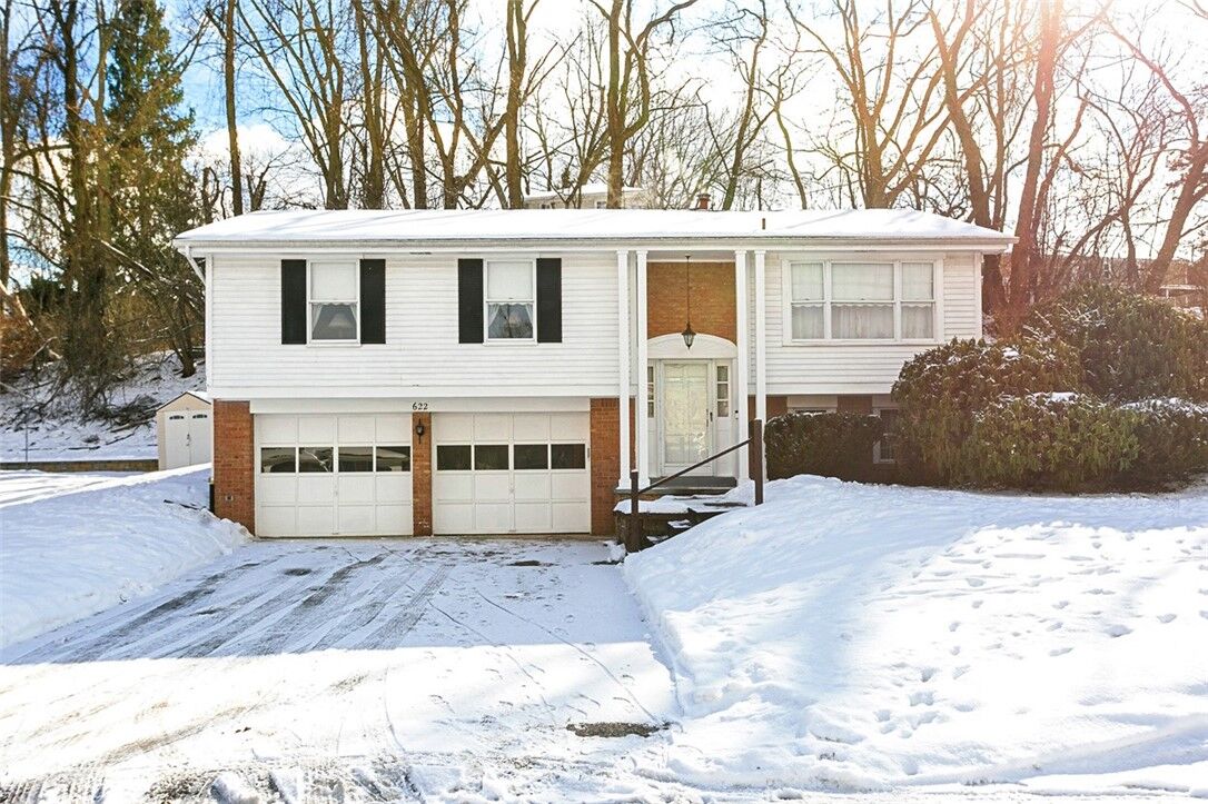 Property Photo:  622 Gail Drive  PA 15147 