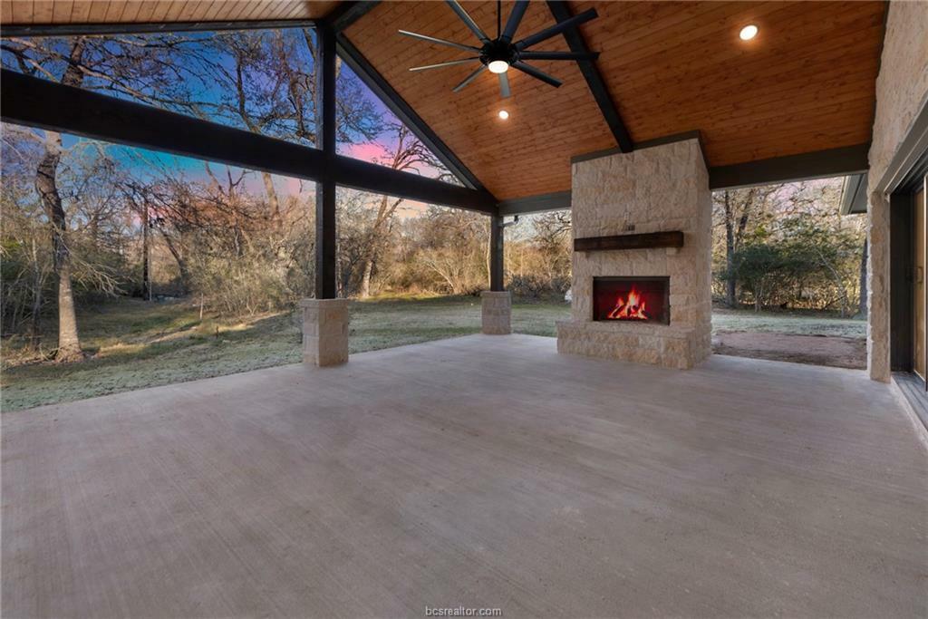 Property Photo:  1603 Frost Drive  TX 77845 