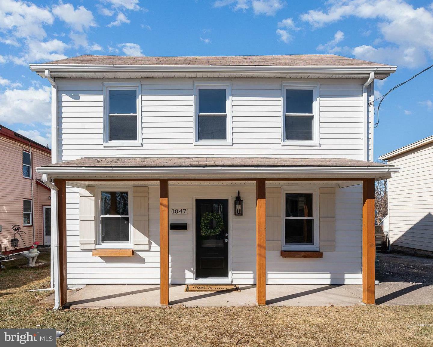 Property Photo:  1047 Main Street  PA 17113 