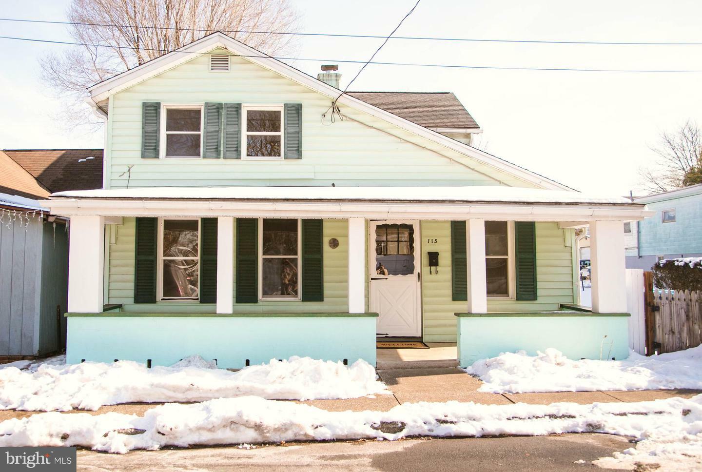 Property Photo:  115 N Landis Street  PA 17036 