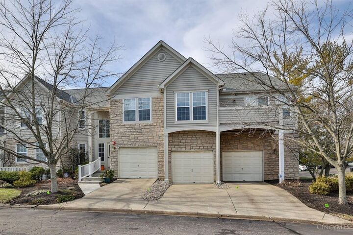 5345 Cooper Road  Montgomery OH 45242 photo