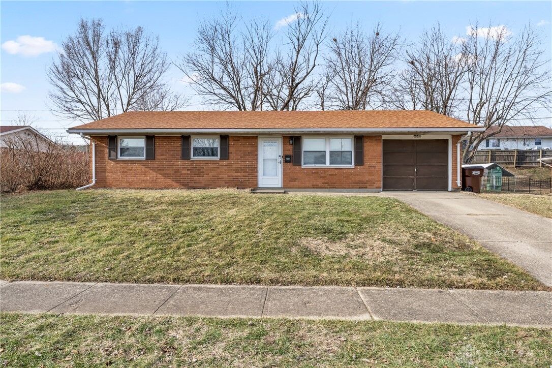 Property Photo:  6648 Oak Hill Drive  OH 45323 