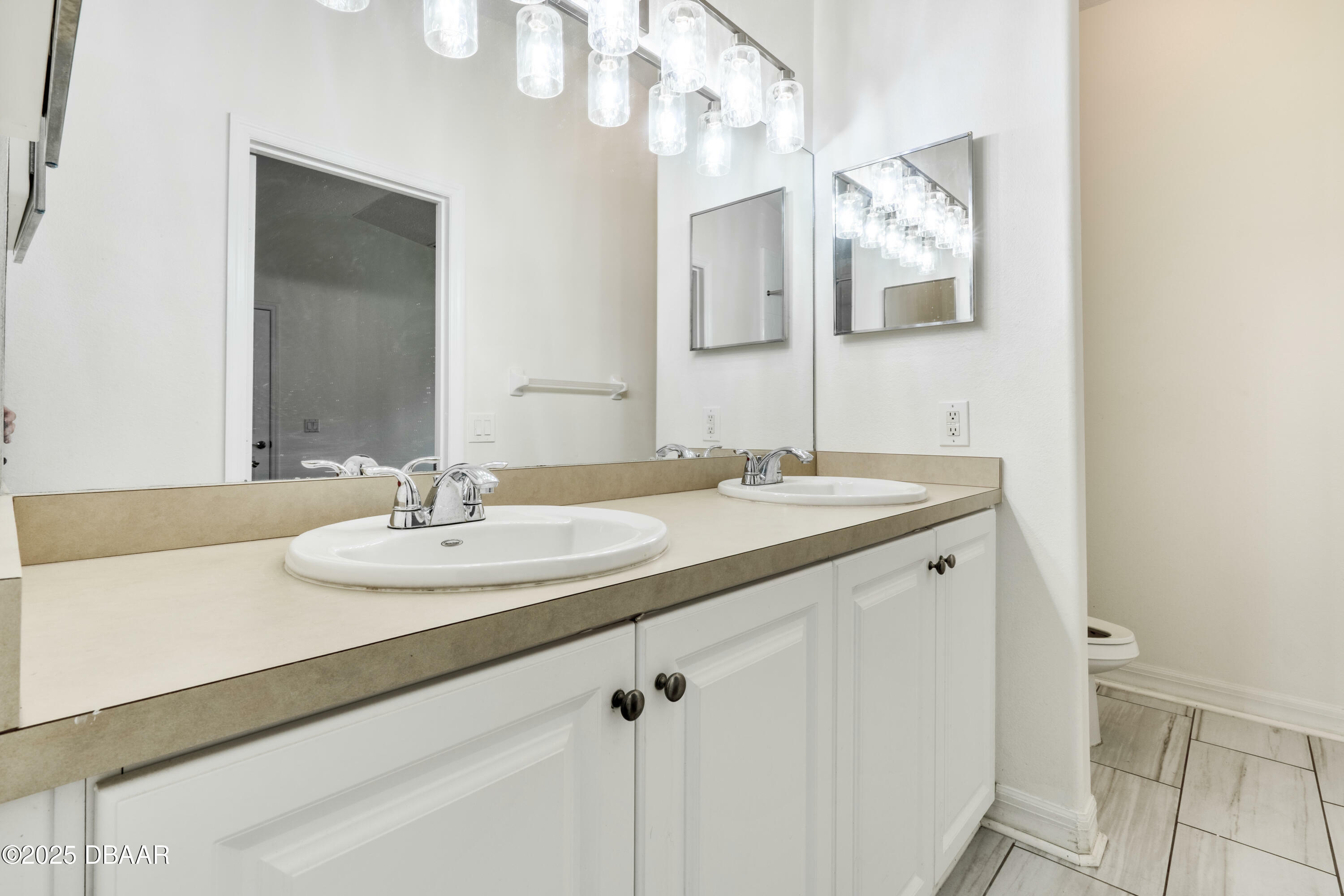 Property Photo: 129 Blue Heron Drive FL 32119
