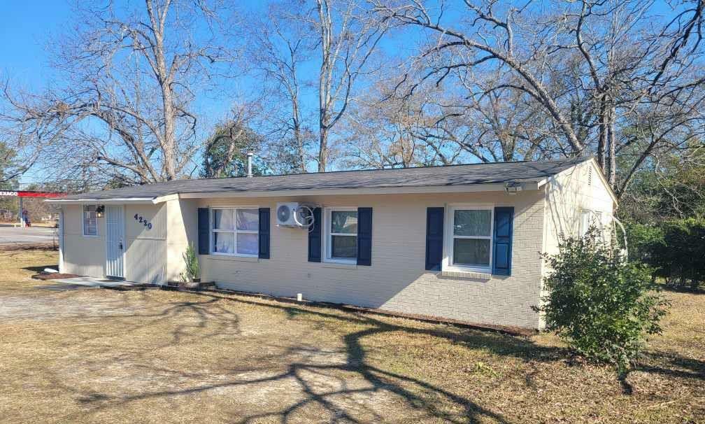 Property Photo: 4220 Elkan Avenue GA 31206