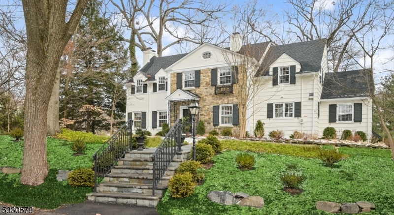 Property Photo:  70 West Rd  NJ 07078 