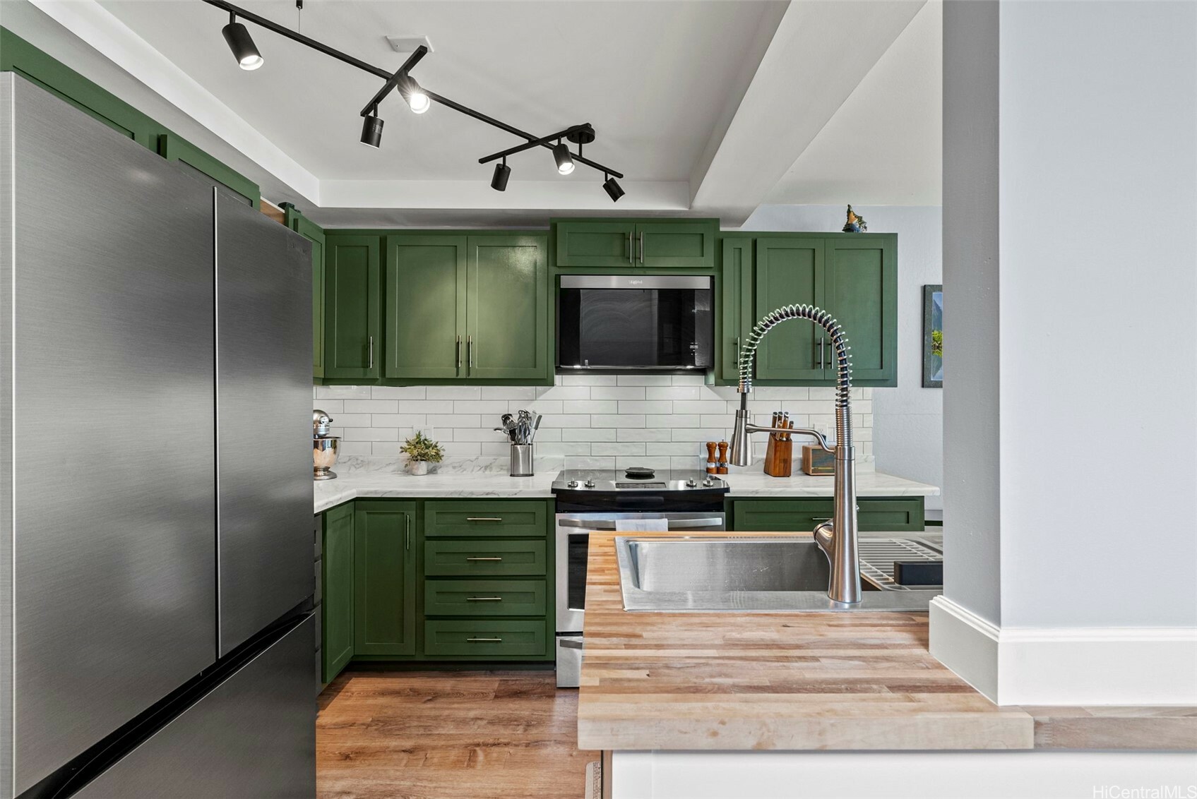 Property Photo: 47-228 Hui Akikiki Place A/701 HI 96744