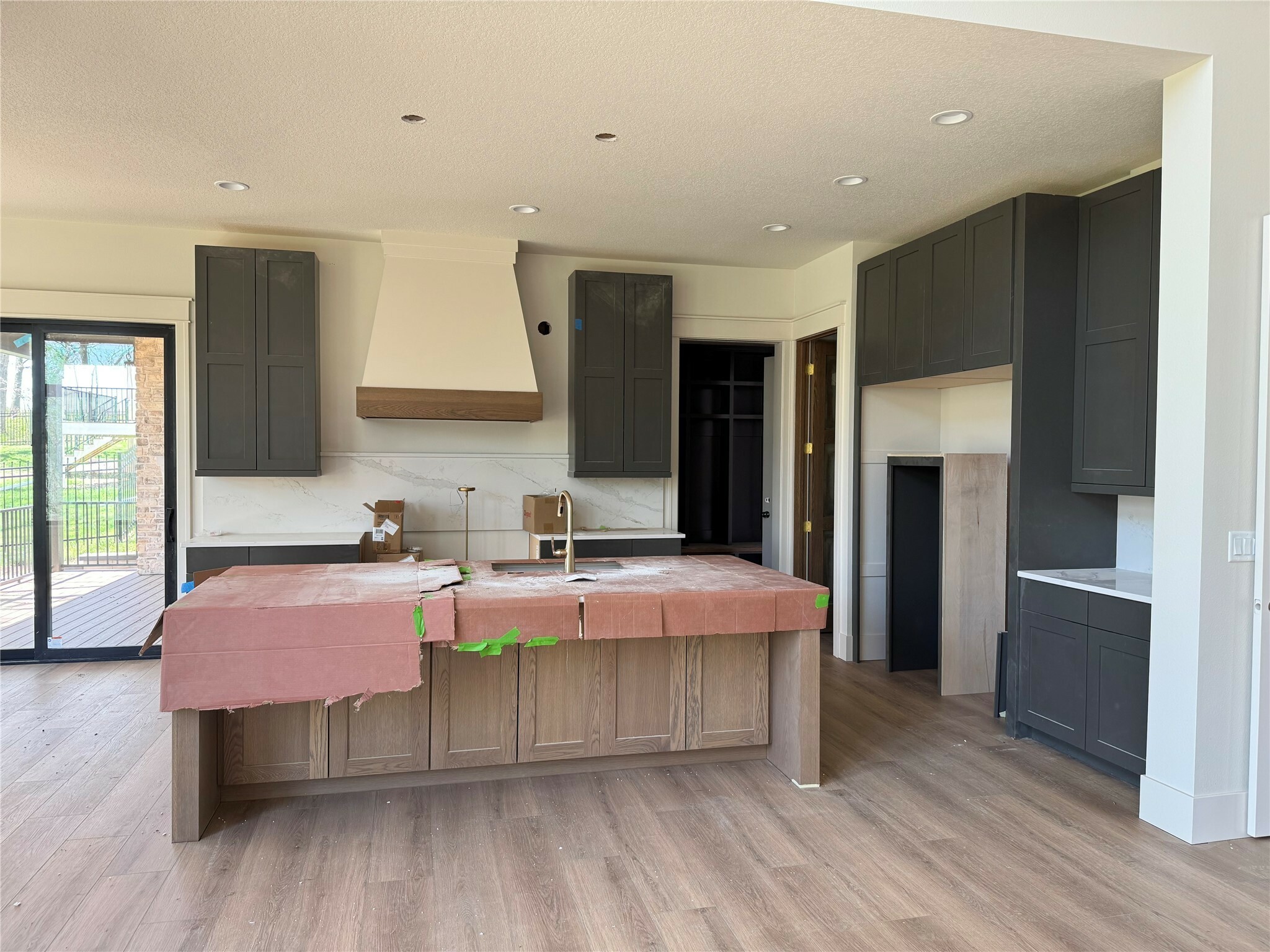 Property Photo: 10430 Thorne Drive IA 50266