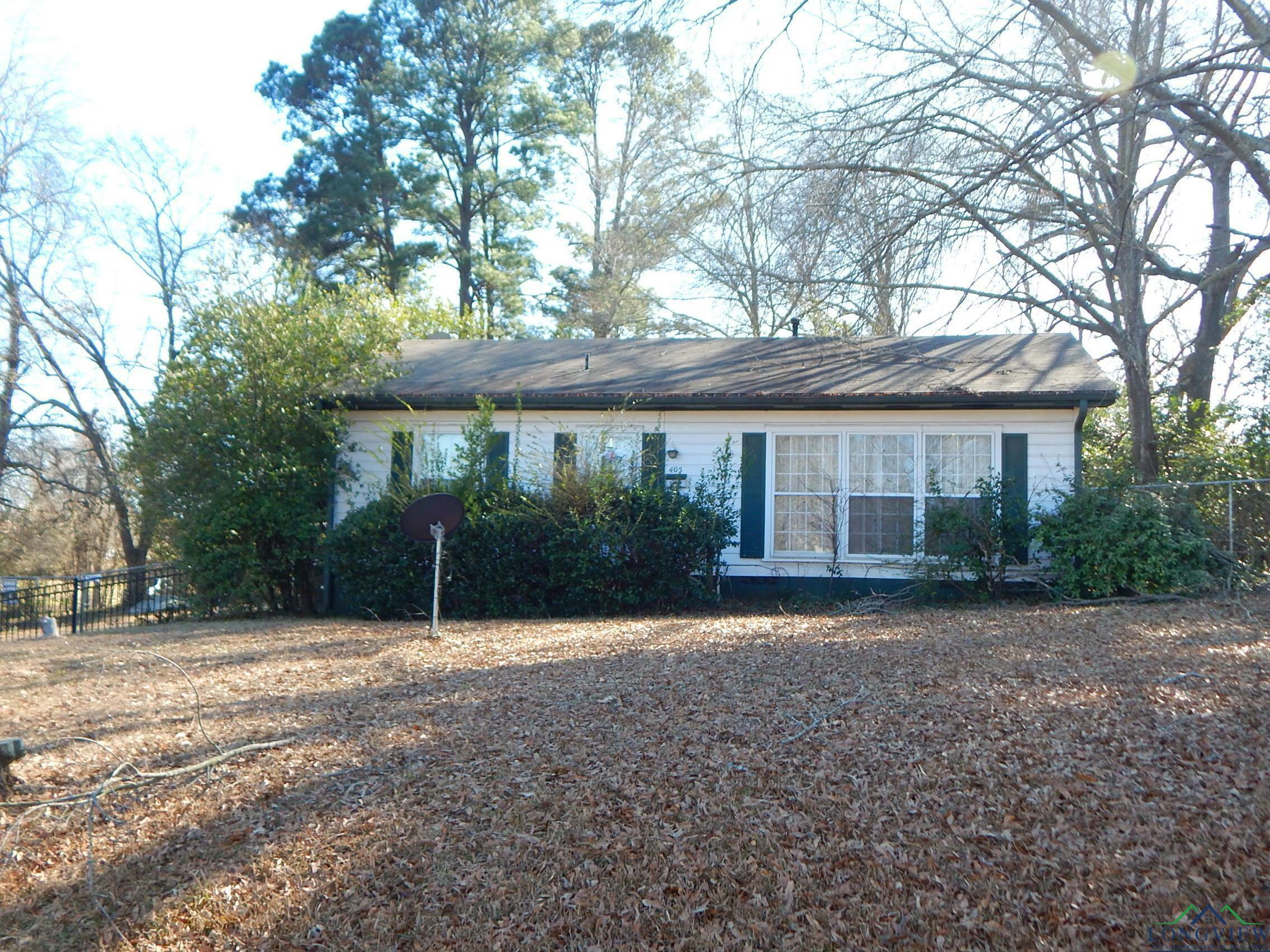 Property Photo:  405 W Butler St.  TX 75644 