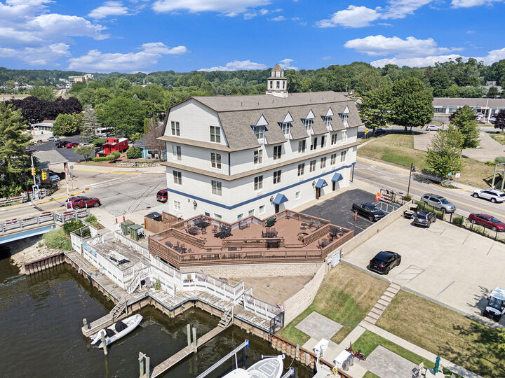 532 Dyckman Avenue  South Haven MI 49090 photo