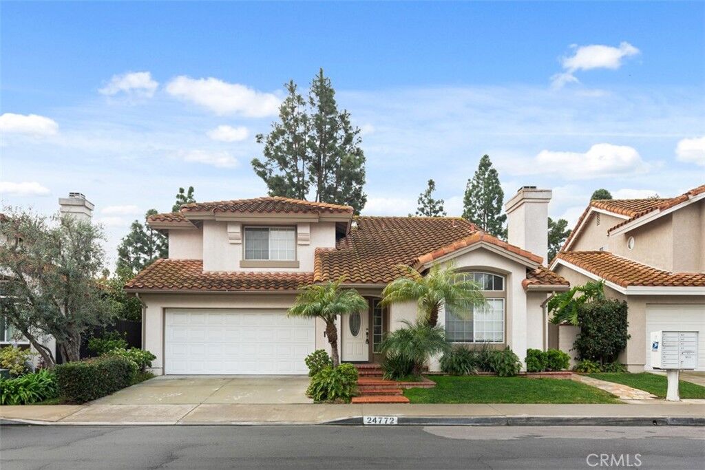 Property Photo:  24772 Rigger  CA 92677 