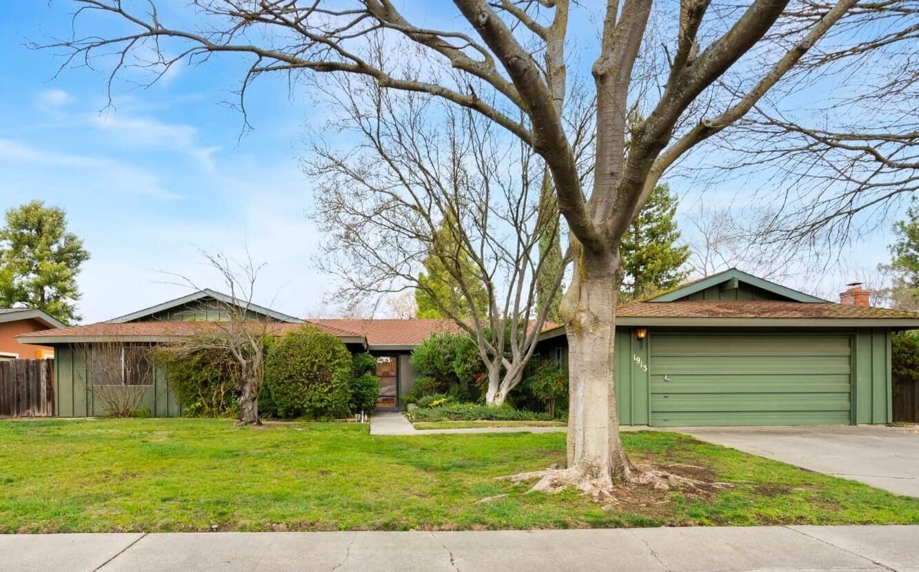 Property Photo:  1913 Amador Avenue  CA 95616 