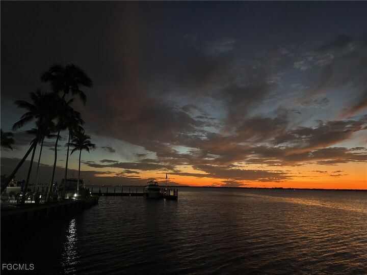 Property Photo: 1900 Virginia Avenue 103 FL 33901