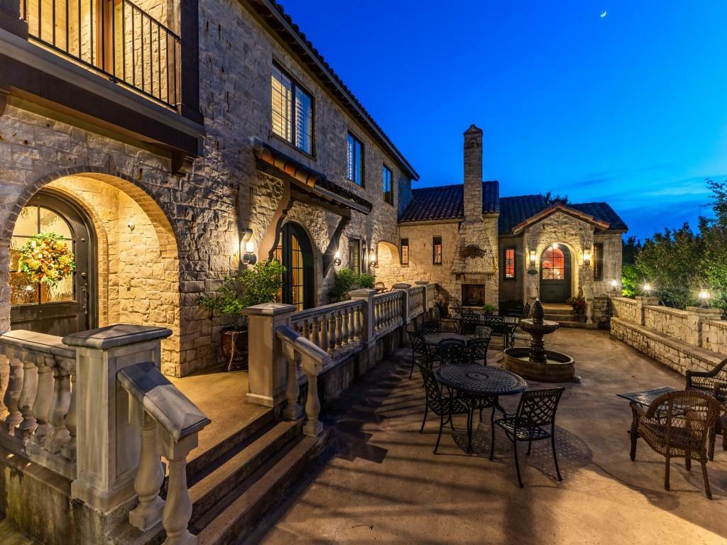 Property Photo: 307 Terry Lane TX 75032
