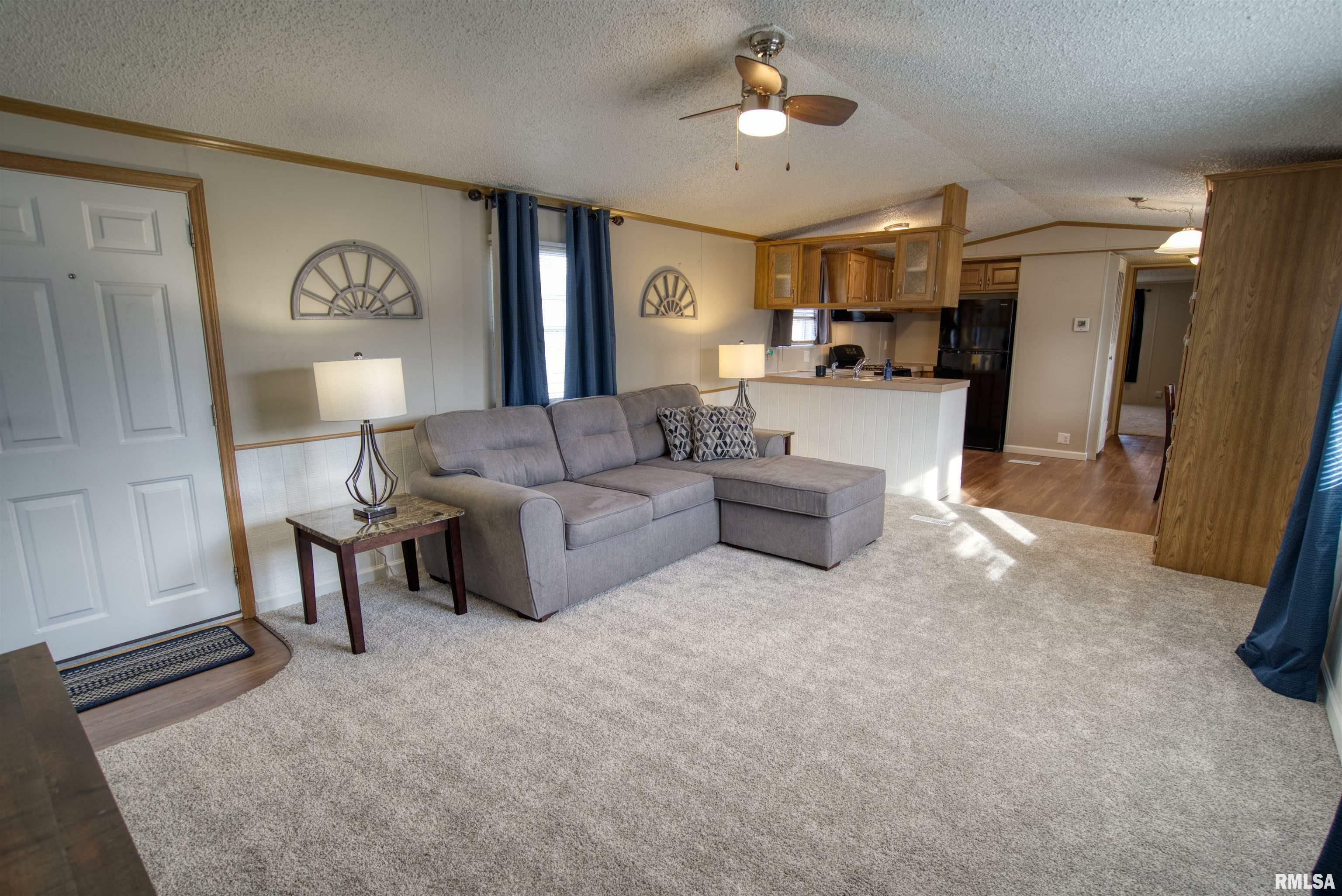 Property Photo:  117 Poplar Drive 364  IL 61550 