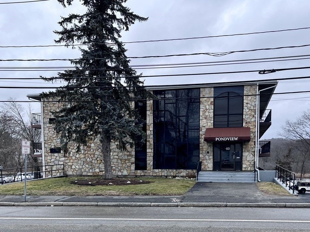 Property Photo: 40 Cochituate Rd 28 MA 01701