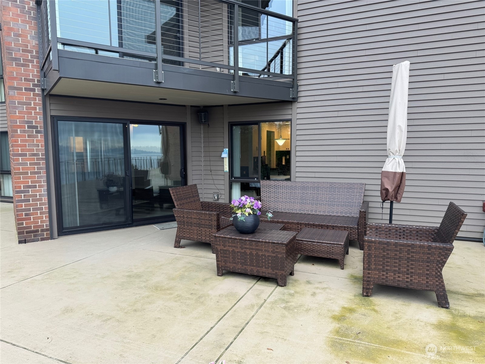 Property Photo:  5535  Lake Washington Boulevard NE 103  WA 98033 