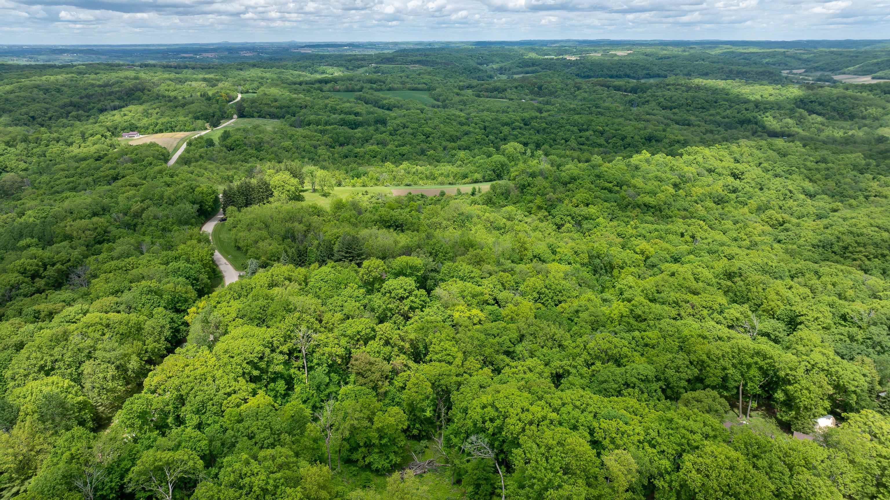 Property Photo: 3197 S Rocky Hill Road IL 61036