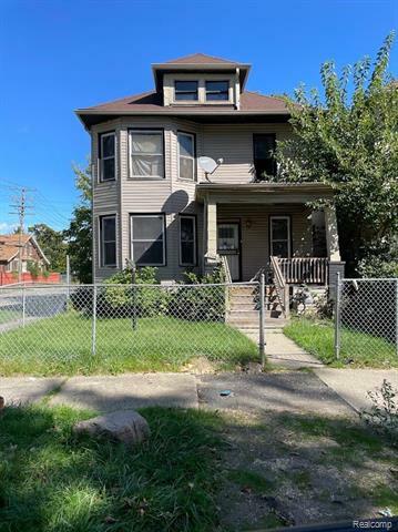 Property Photo:  4266 Seminole Street  MI 48214 