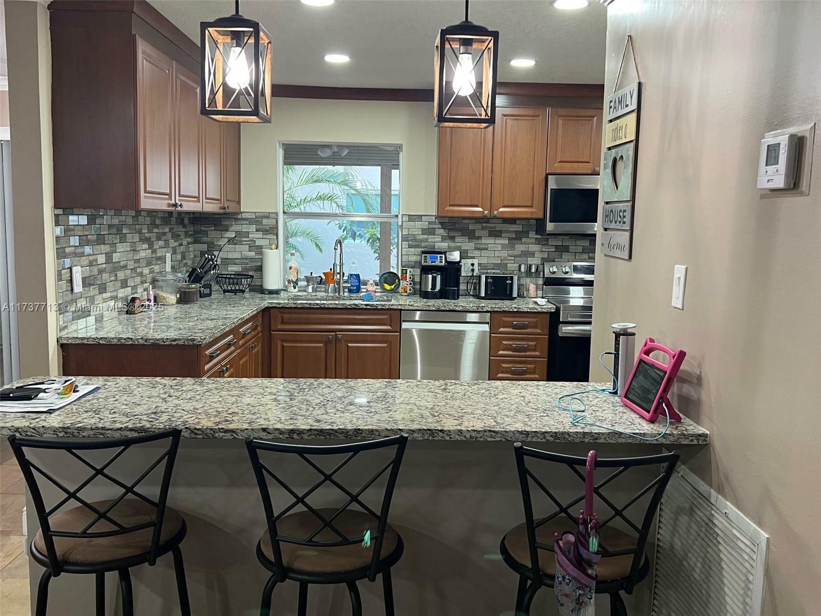 Property Photo: 4921 NW 13th Ave FL 33064