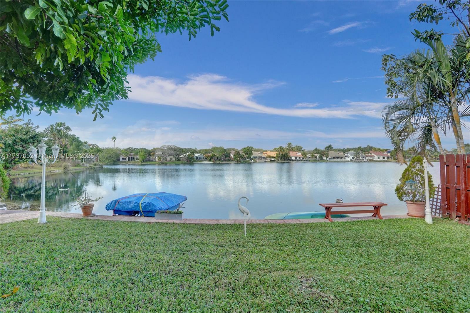 Property Photo:  2601 Regalia Way  FL 33026 