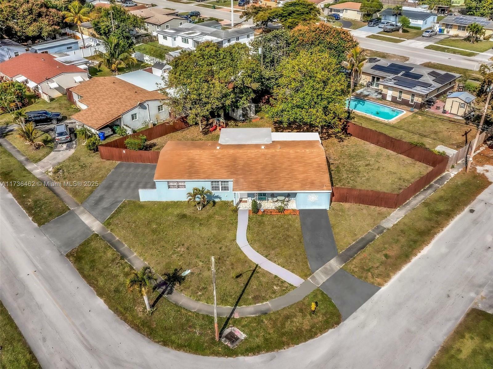 6467 SW 26th St  Miramar FL 33023 photo