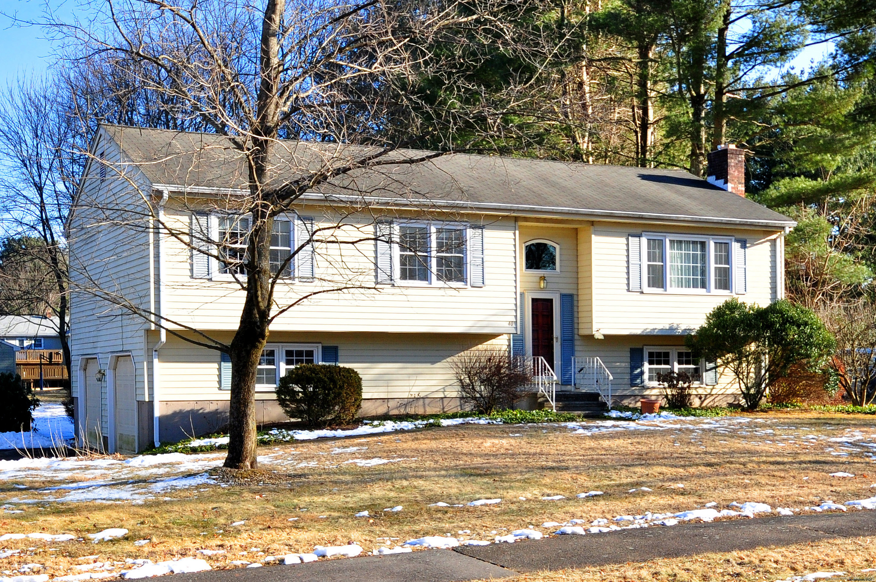 Property Photo:  40 Buckland Way  CT 06095 