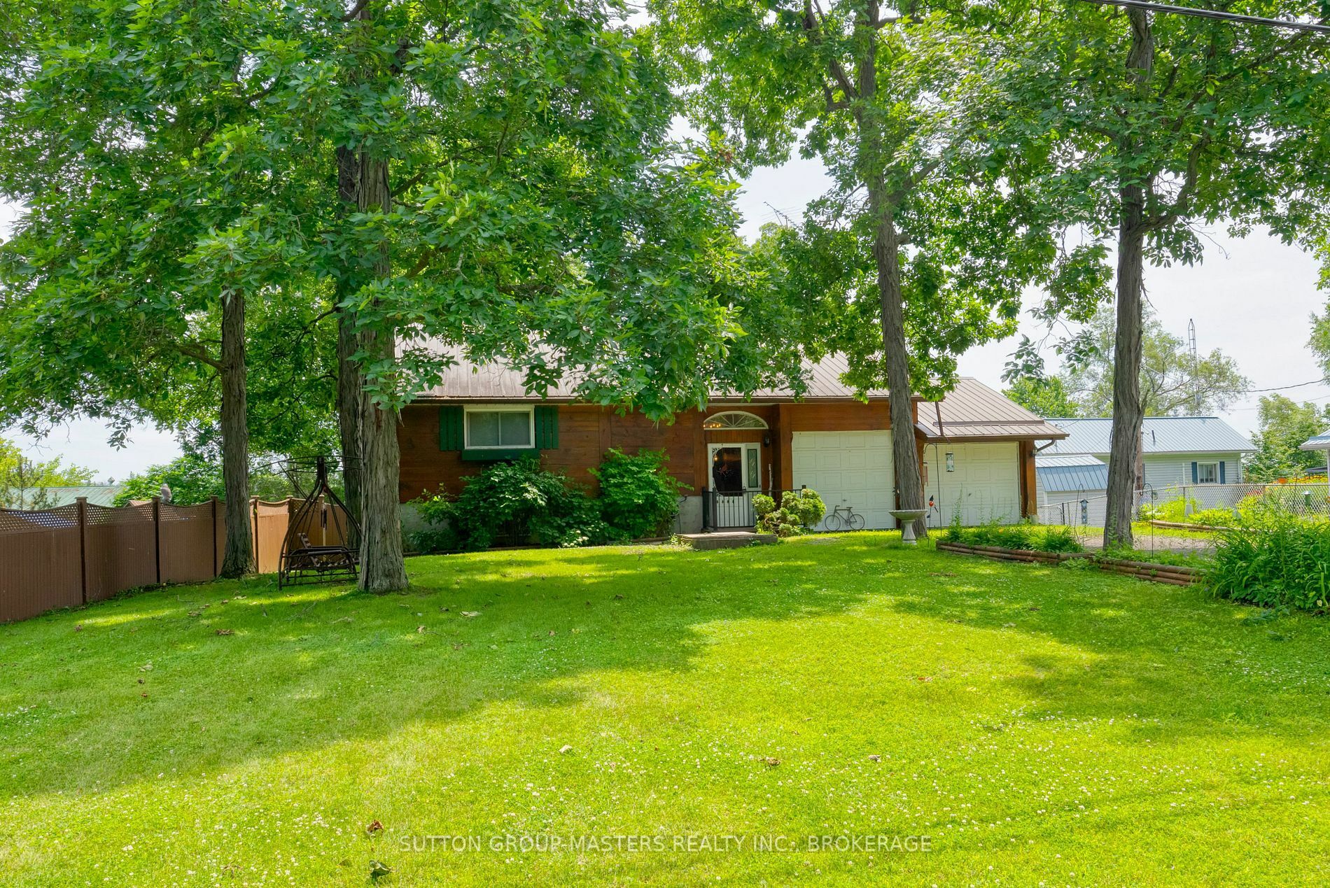 Property Photo:  409 Red Cedar Point Road  ON K0K 3N0 