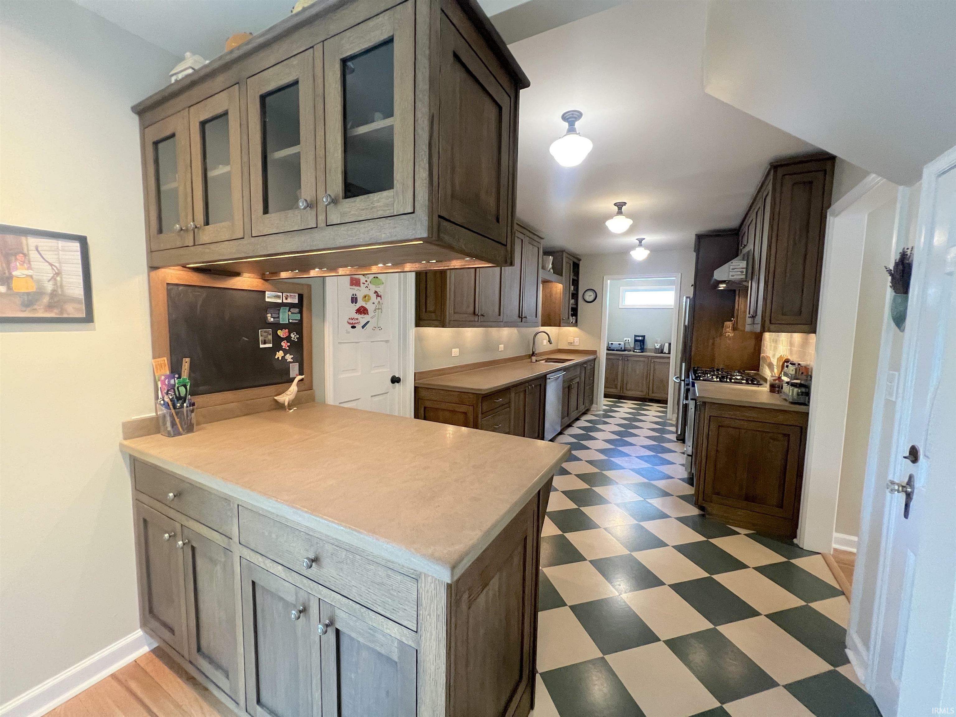 Property Photo: 1307 E 2nd Street IN 47401