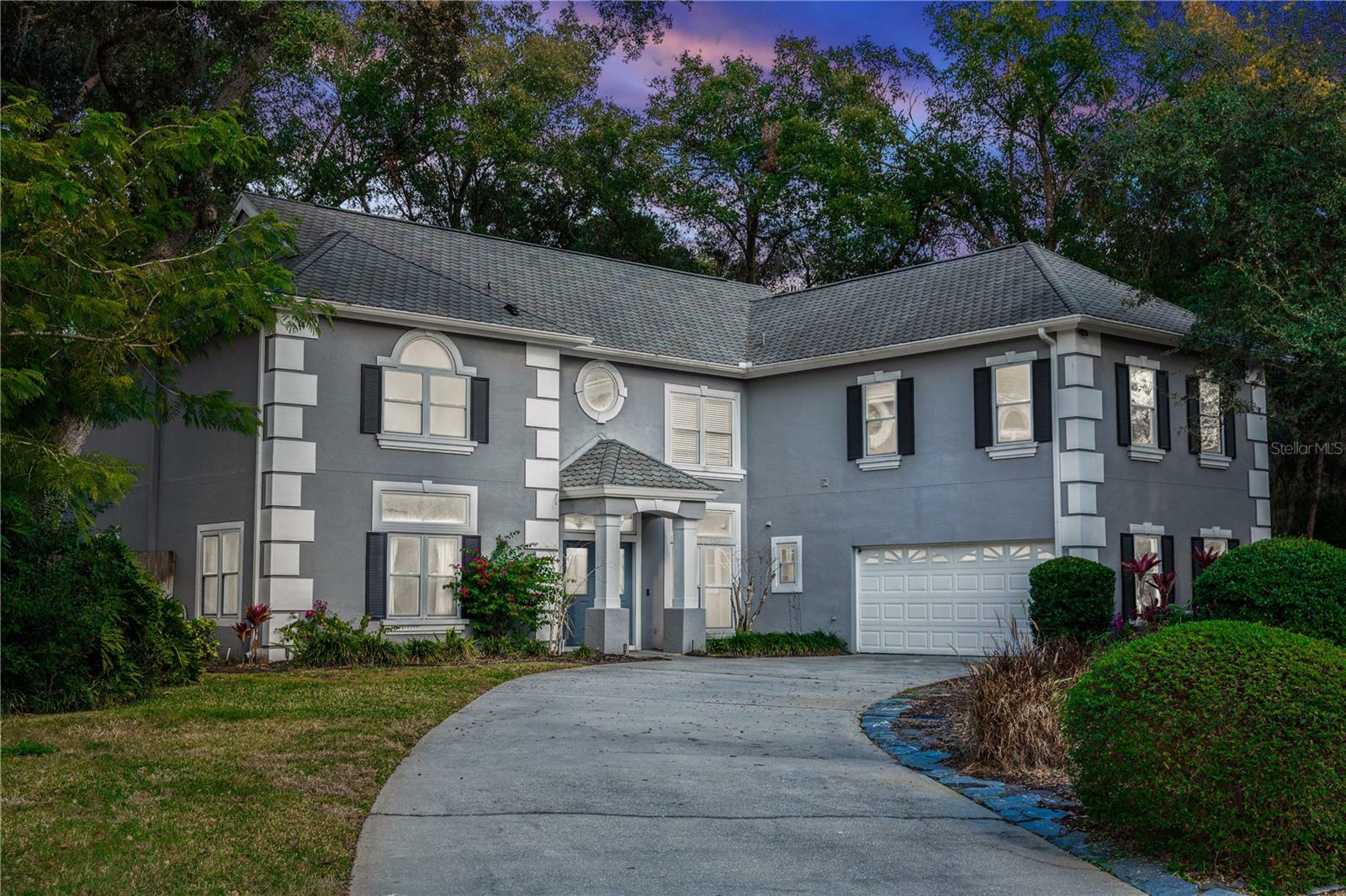 Property Photo: 933 Southern Oak Lane FL 32712