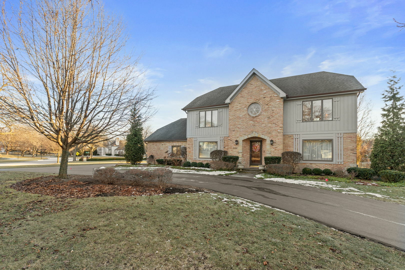 301 Hambletonian Drive  Oak Brook IL 60523 photo