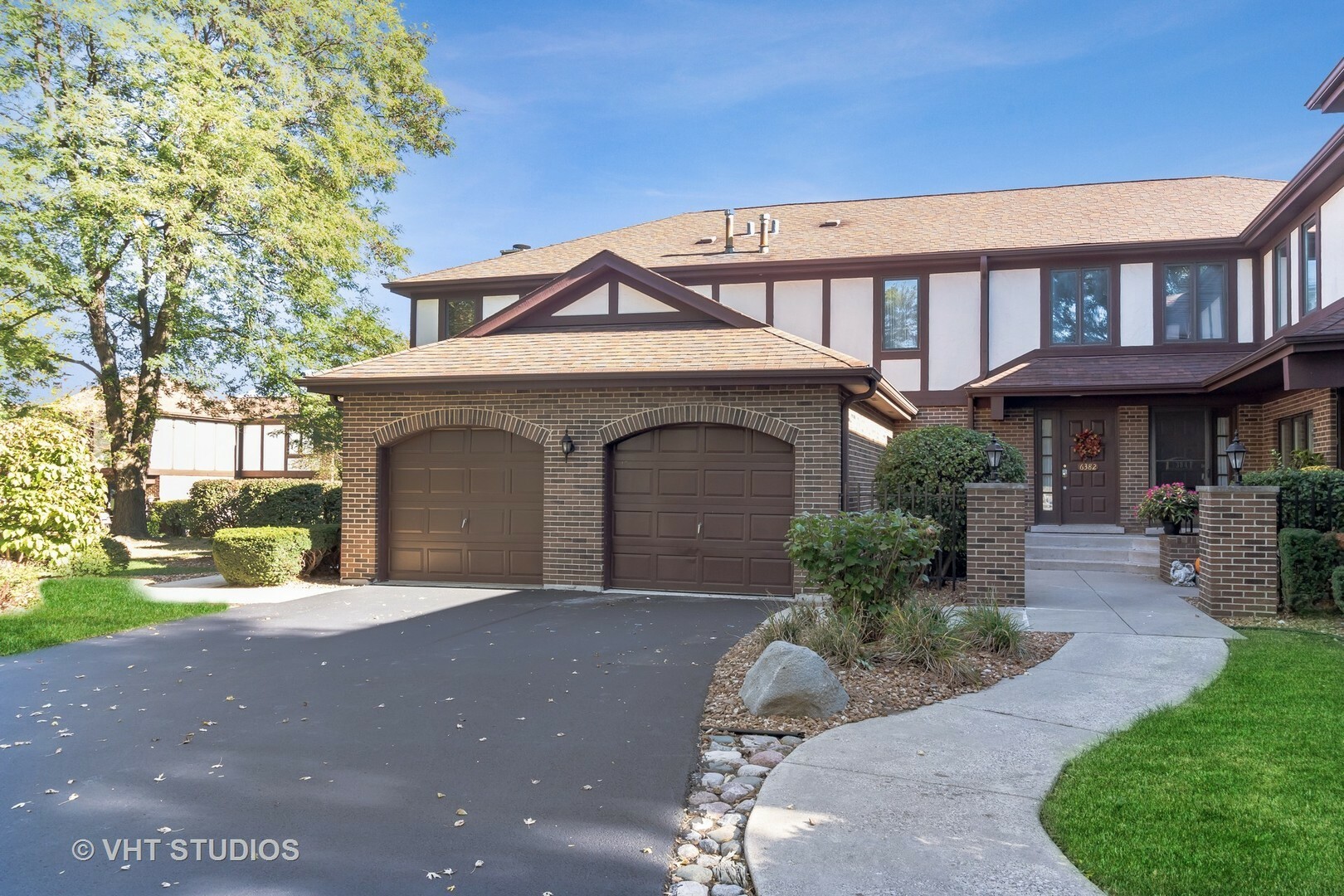 Property Photo:  6382 W Willow Wood Drive 6382  IL 60463 