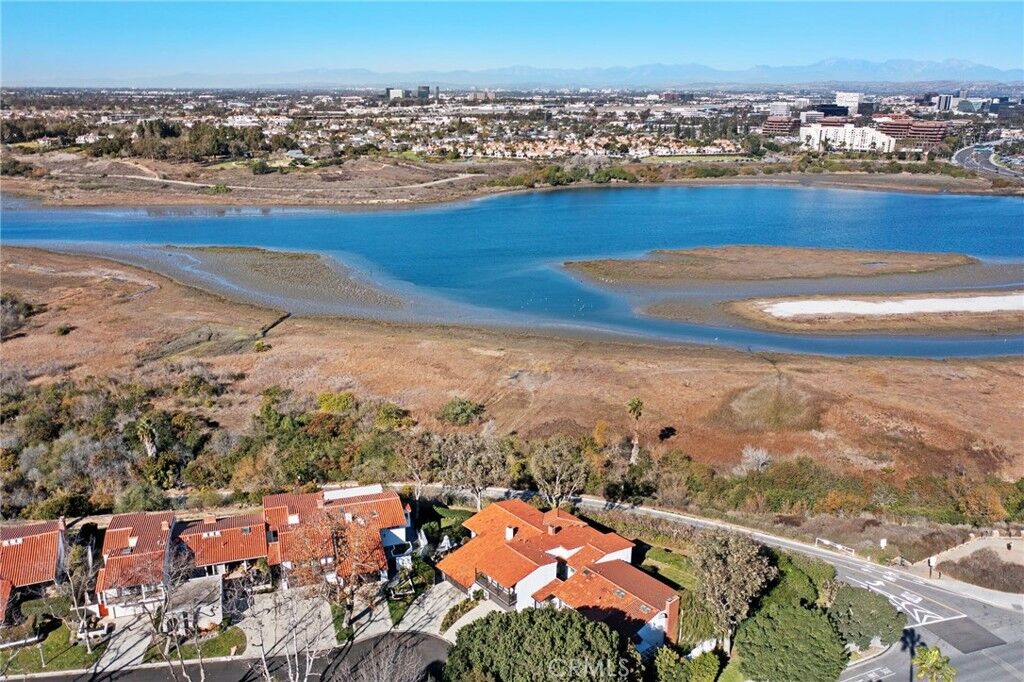 Property Photo:  2981 Quedada  CA 92660 