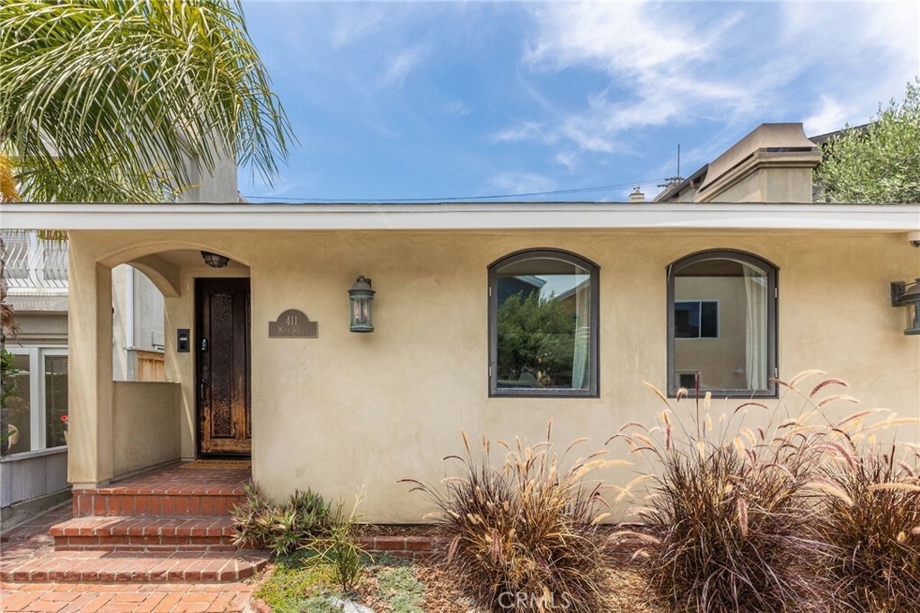 Property Photo: 411 30th Street CA 90254
