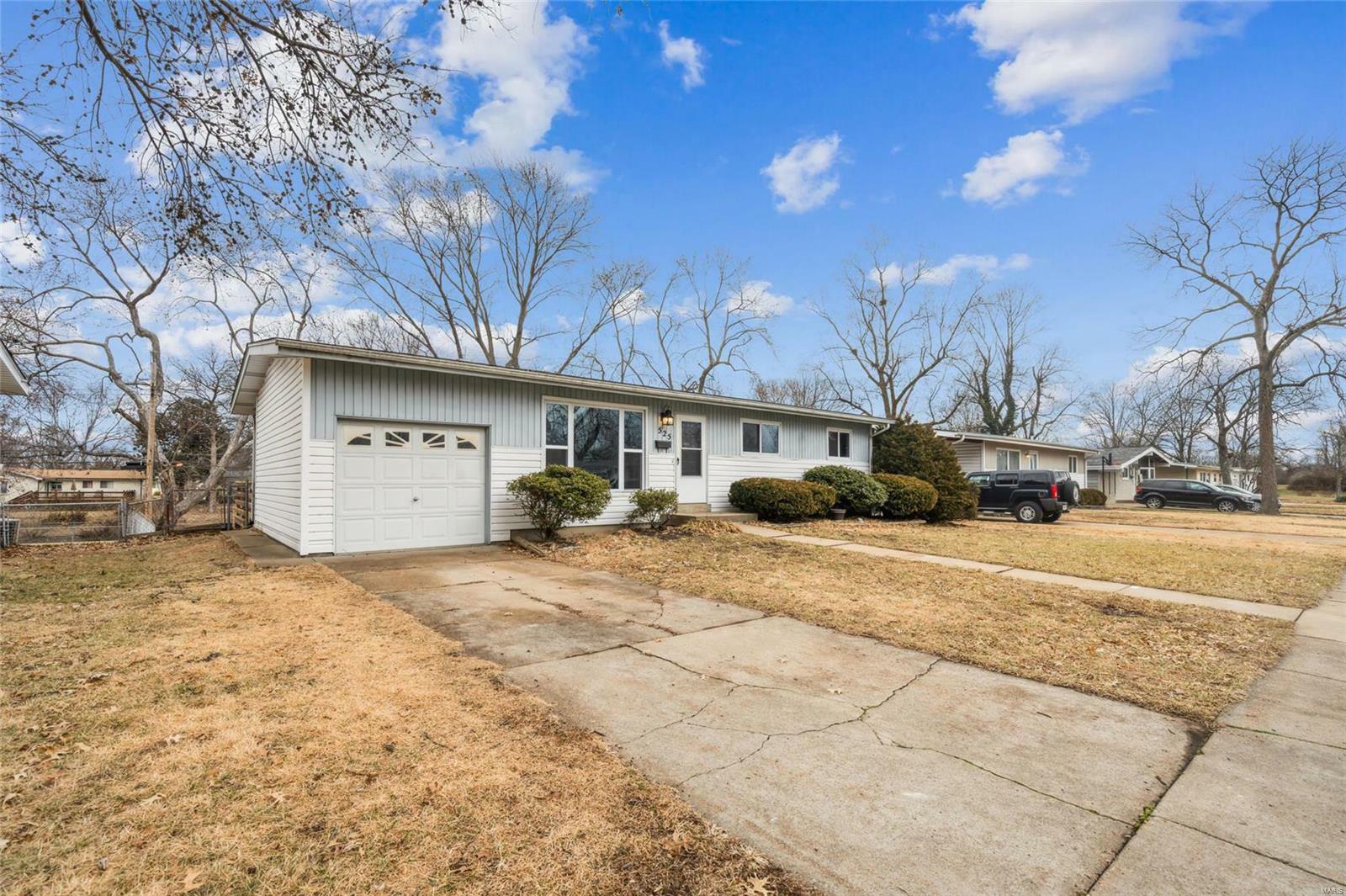 Property Photo:  525 Bardot Drive  MO 63031 