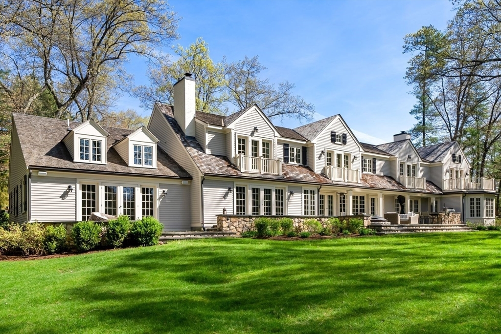 Property Photo: 12 Winding River Circle MA 02482