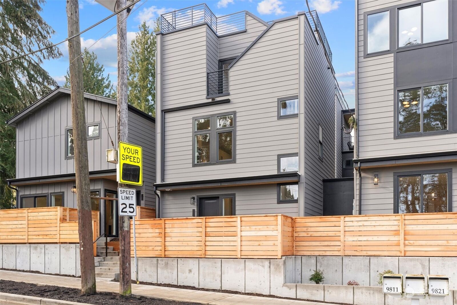 Property Photo:  9821  15th Avenue NE  WA 98115 