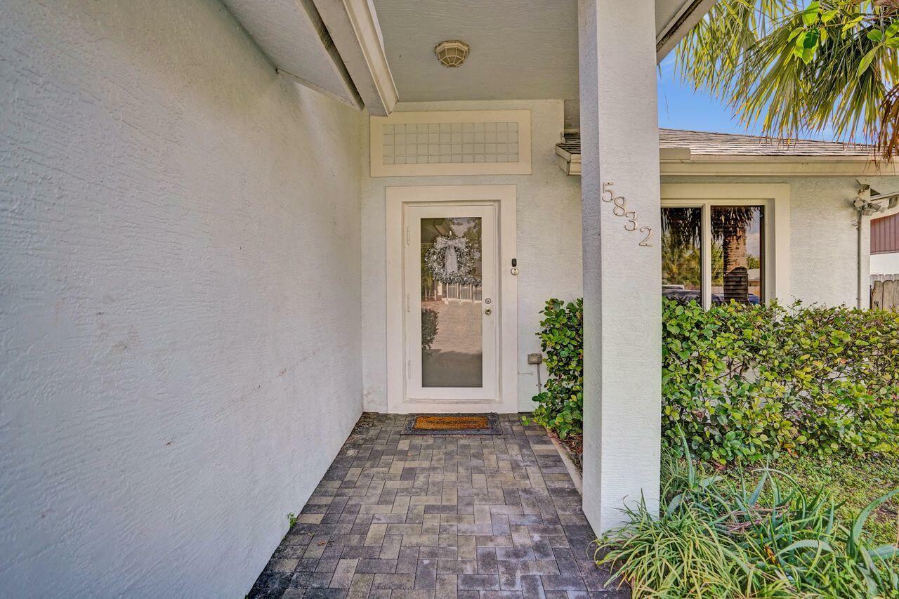 Property Photo:  5832 Orange Road  FL 33413 