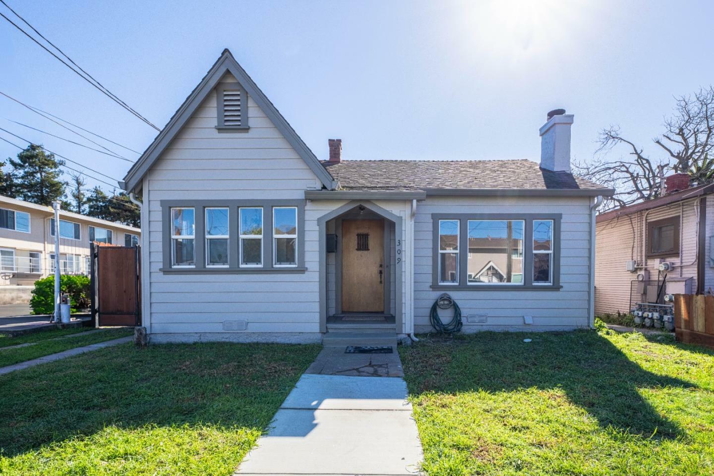 Property Photo:  309 Central Avenue  CA 93901 