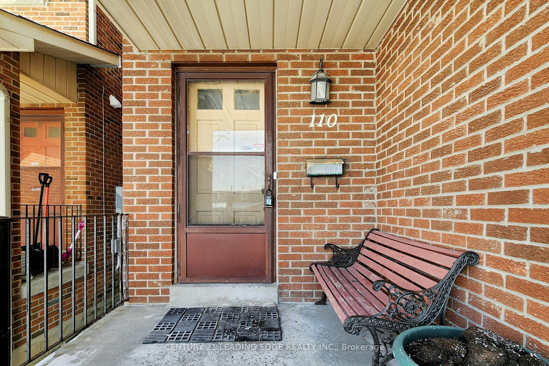 Photo de la propriété:  110 Stargell Cres  ON L3P 4K1 