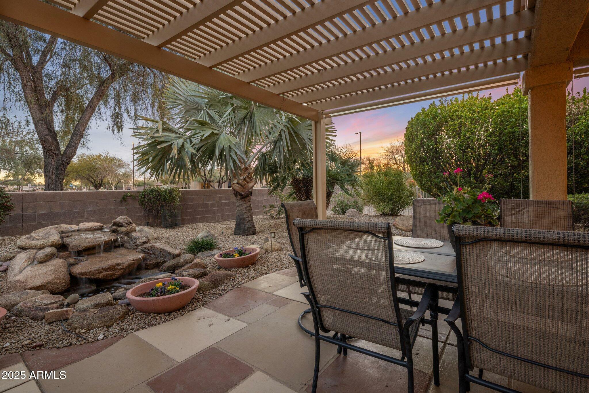 Property Photo:  18400 N Deer Grass Court  AZ 85374 