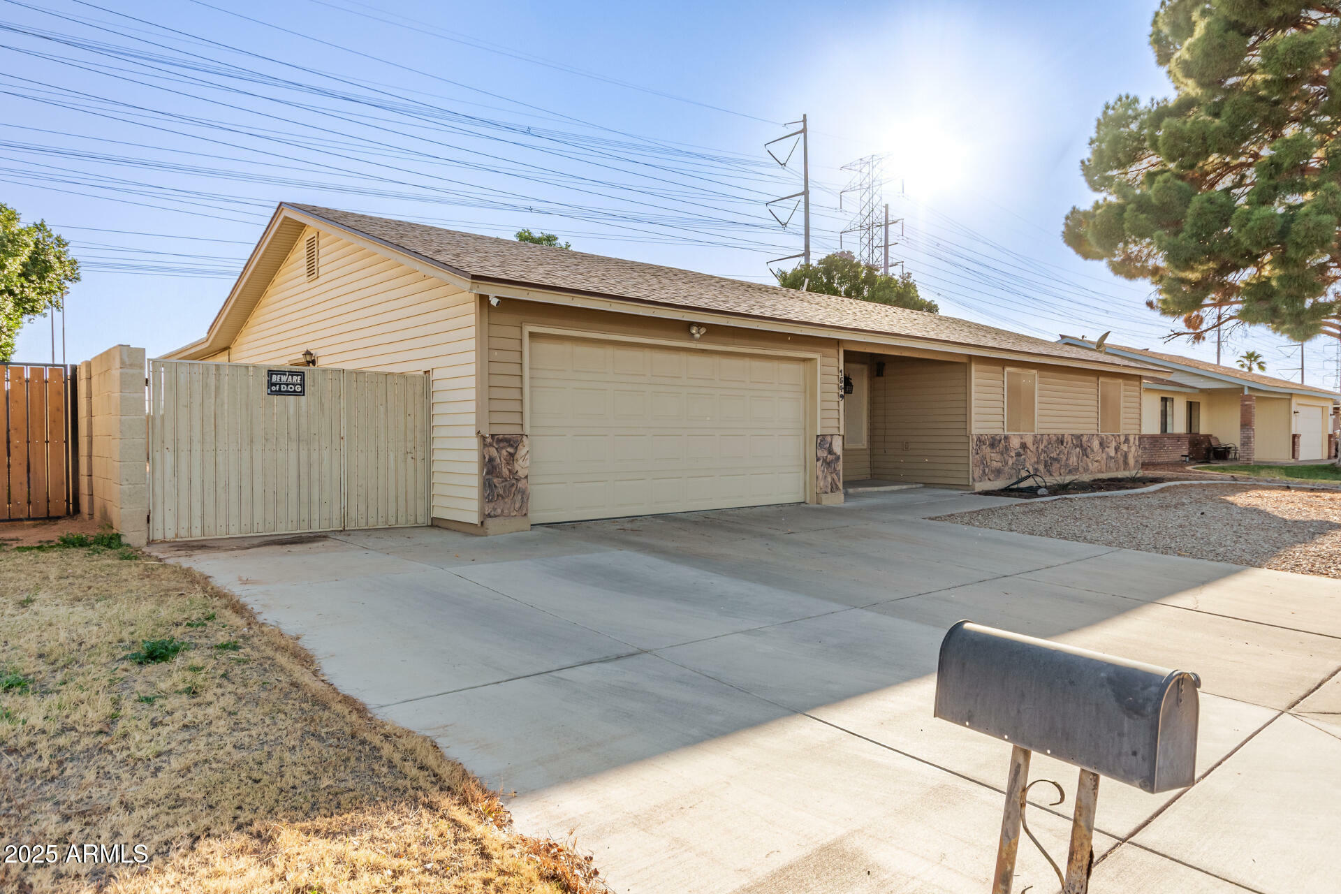 Property Photo:  1549 W Peralta Avenue  AZ 85202 