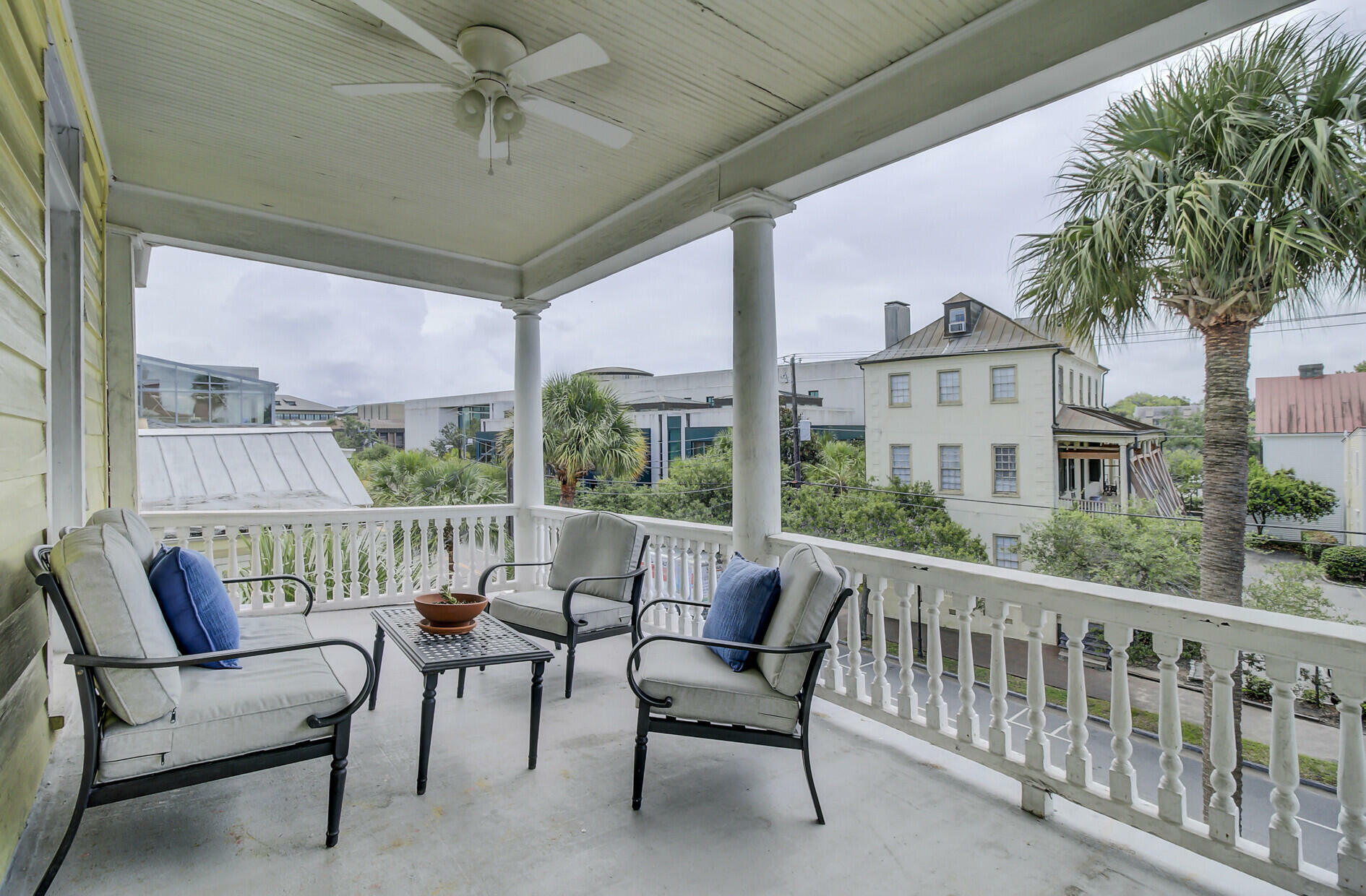 Property Photo:  210 Calhoun Street # C 210-C  SC 29401 