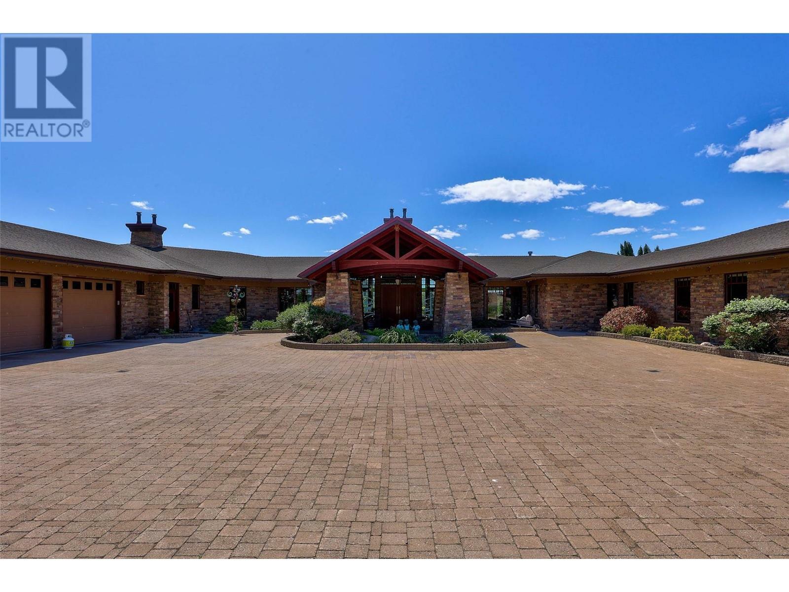 Property Photo: 1060 Heffley Louis Cr Road BC V0E 1Z1