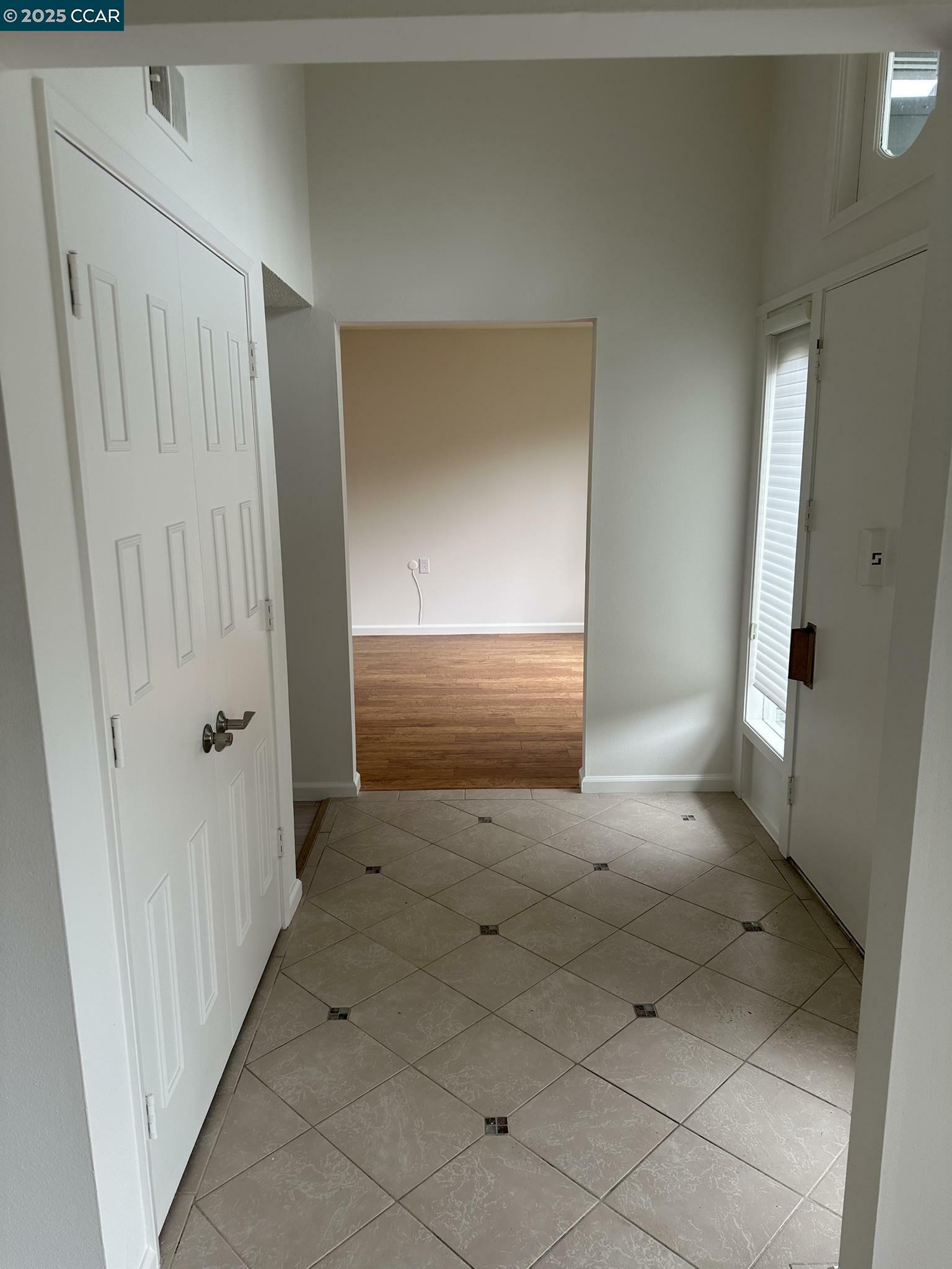 Property Photo:  1517 Oakmont Dr 3  CA 94595 