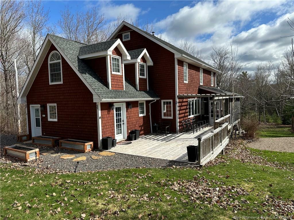 Property Photo:  14 Fairway Drive  NB E4E 5H1 