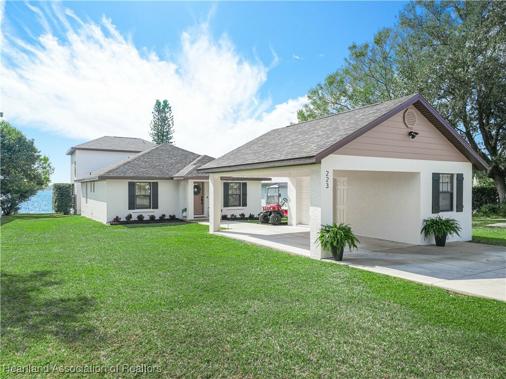 Property Photo:  223 Tulane Circle  FL 33825 