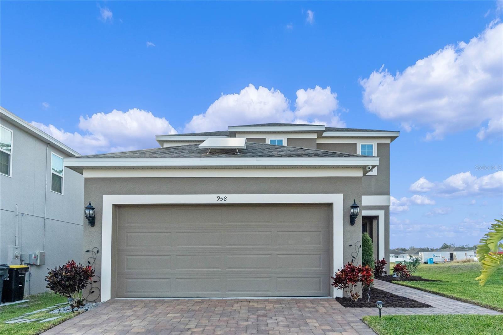 Property Photo: 958 Anna Place FL 33837