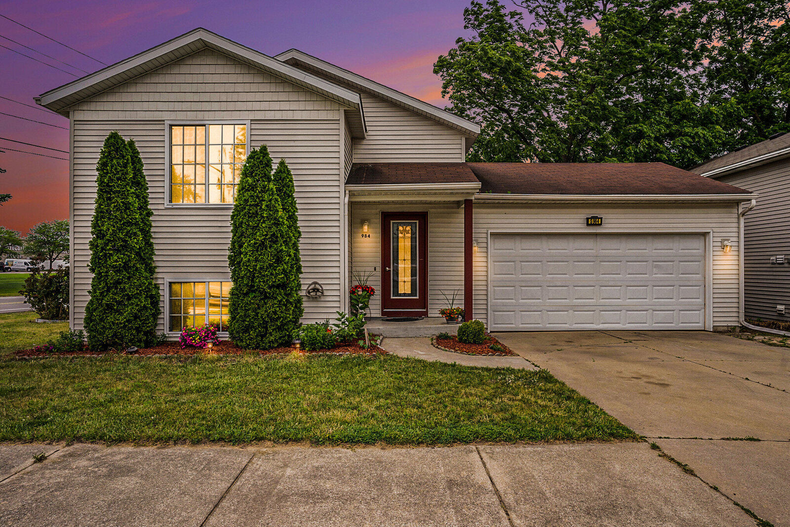 Property Photo:  984 Sagewood Court  MI 49423 