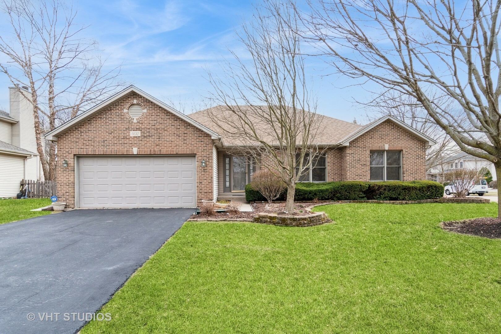 Property Photo: 402 Camden Circle IL 60543