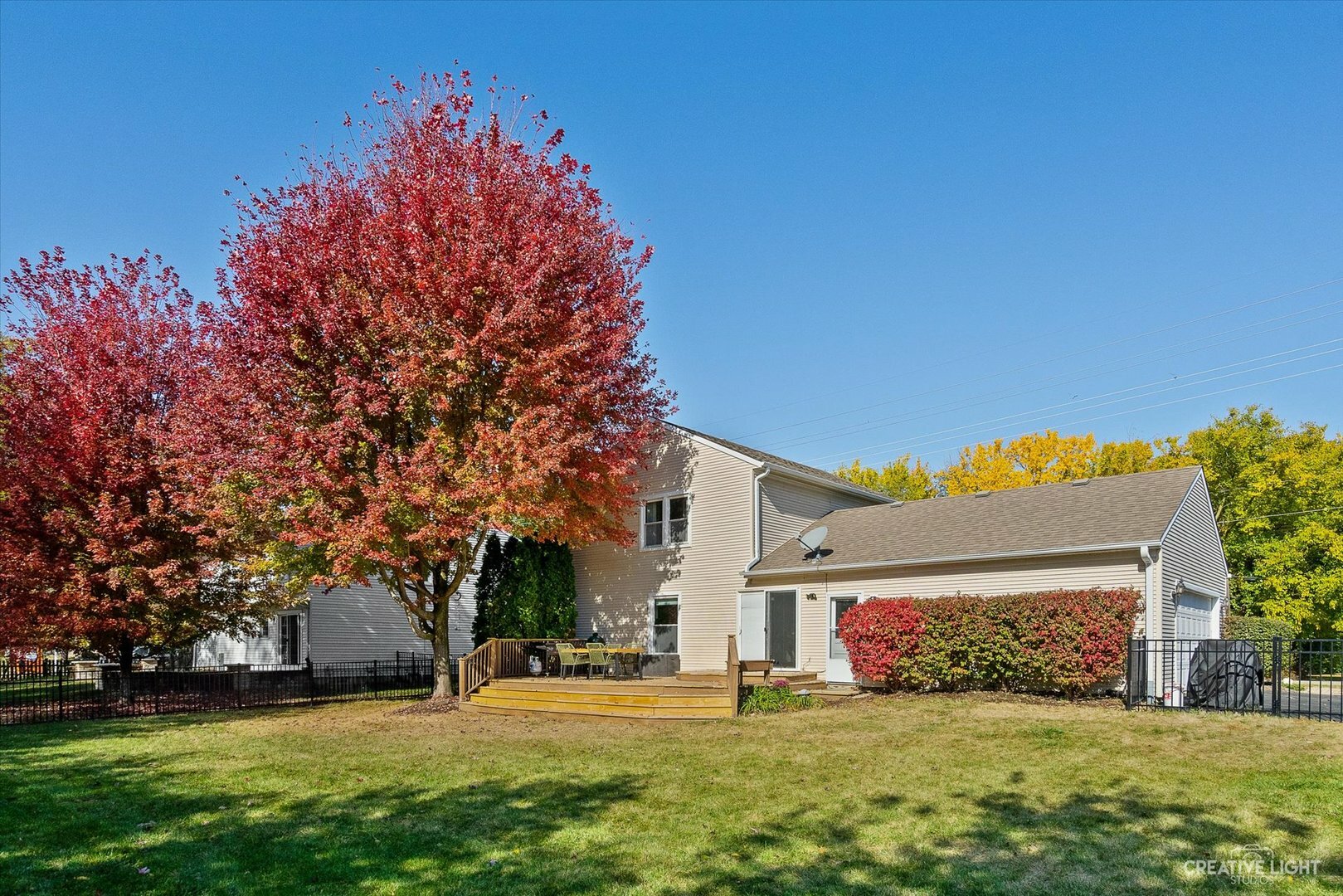 Property Photo:  2068 South Street  IL 60134 